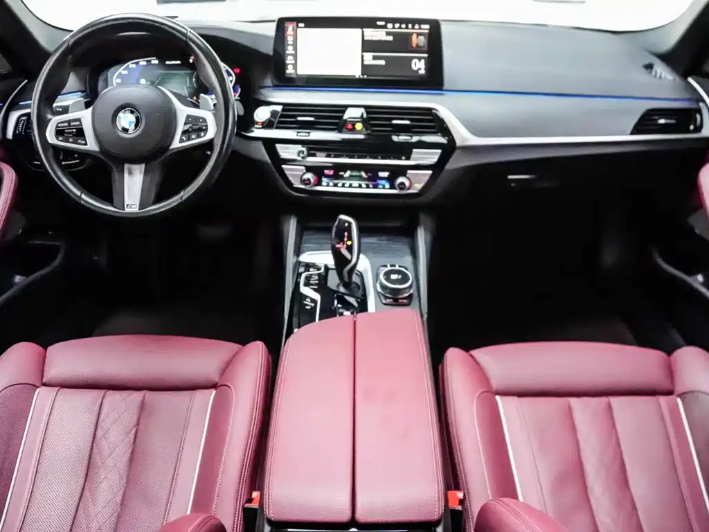 BMW 5 Series — миниатюра 9