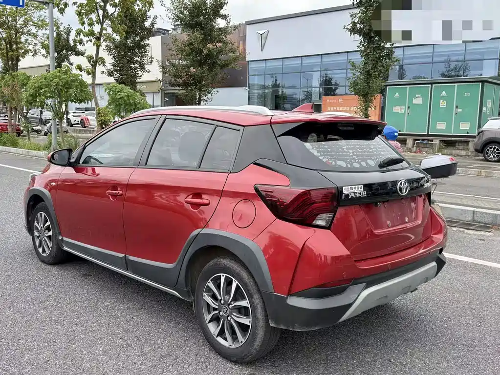 Toyota Yaris L — миниатюра 6