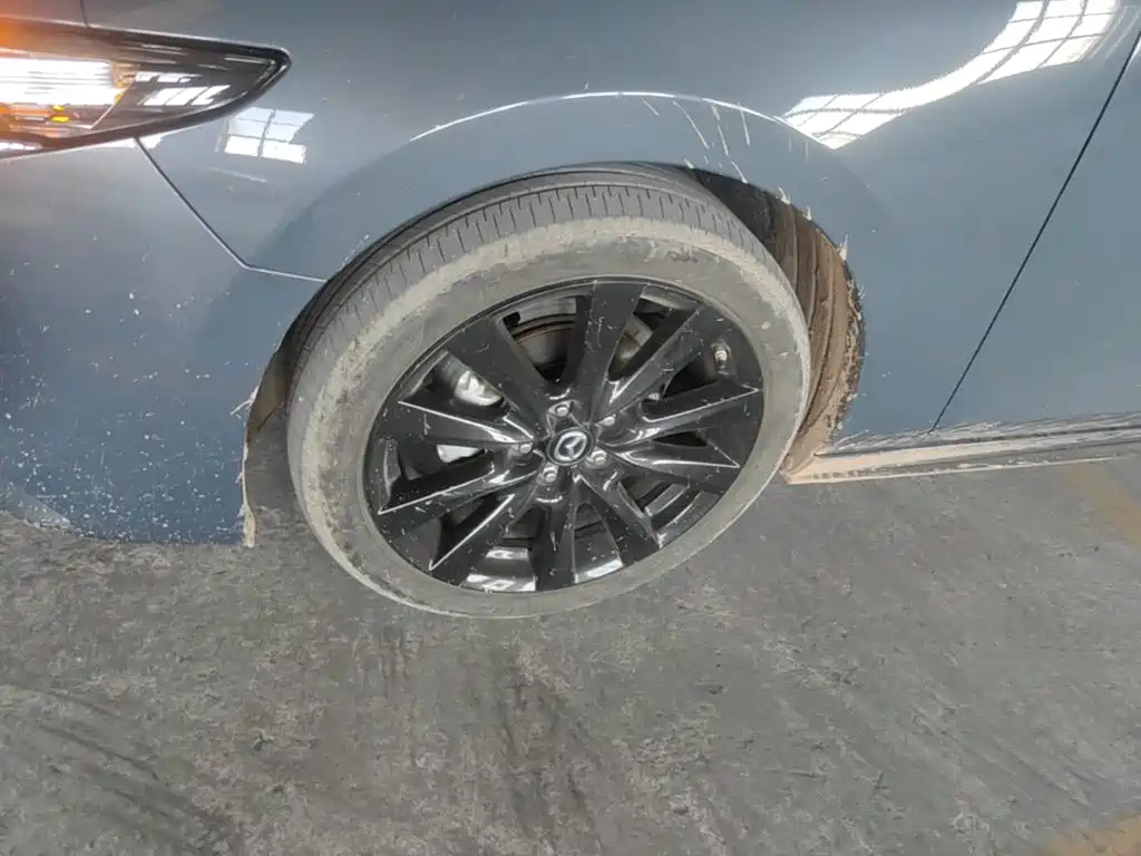 Mazda 3 Axela — миниатюра 23