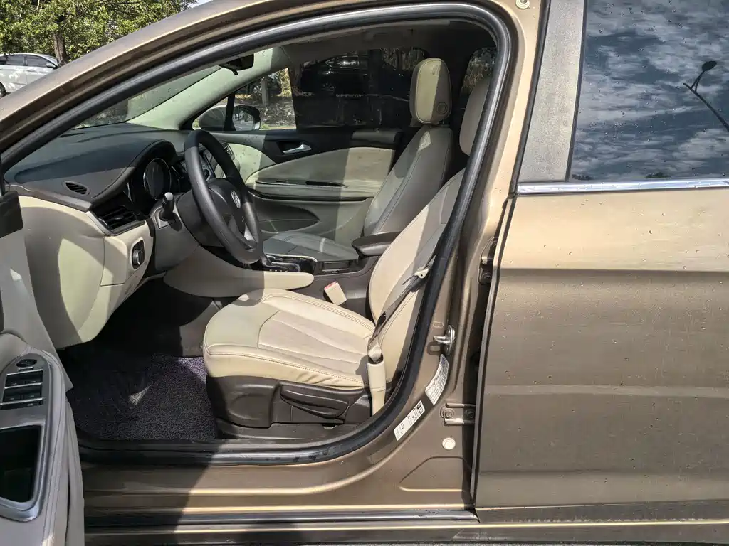 Buick Verano — миниатюра 7