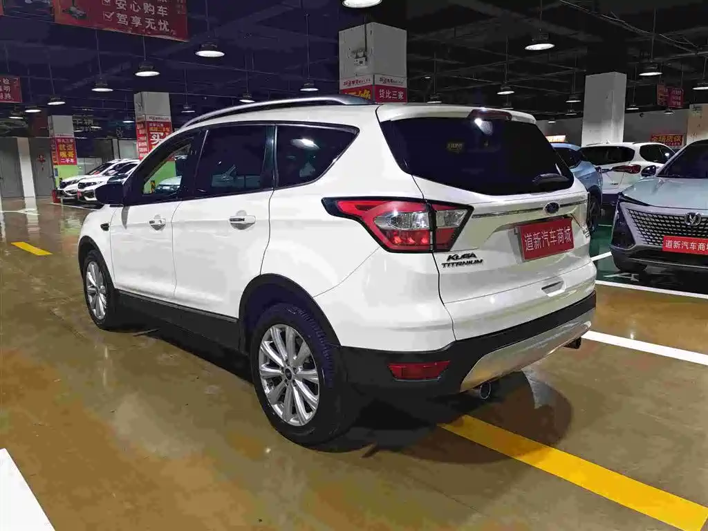 Ford Kuga — миниатюра 6