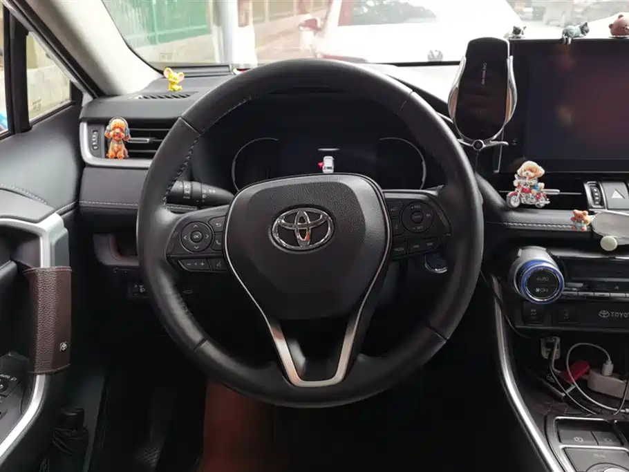 TOYOTA RAV4 RONGFANG