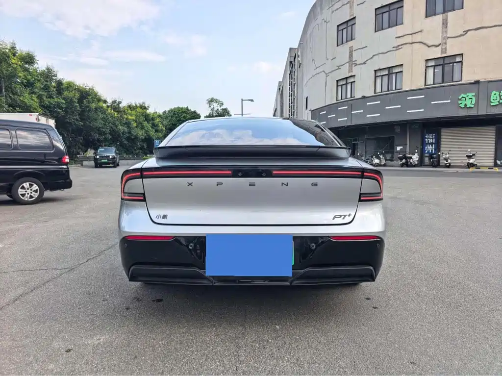 XPeng P7+ — миниатюра 5