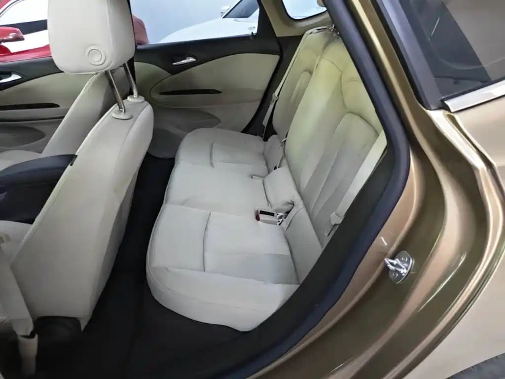 Buick Verano — миниатюра 17