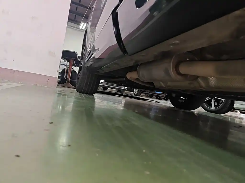 Roewe RX5 New Energy — миниатюра 22