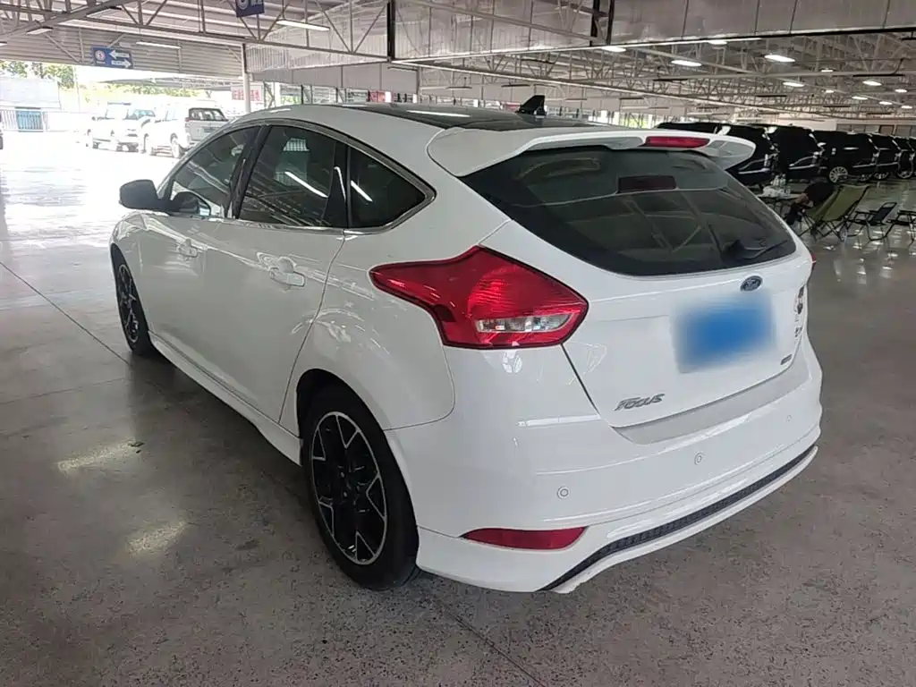 Ford Focus — миниатюра 5