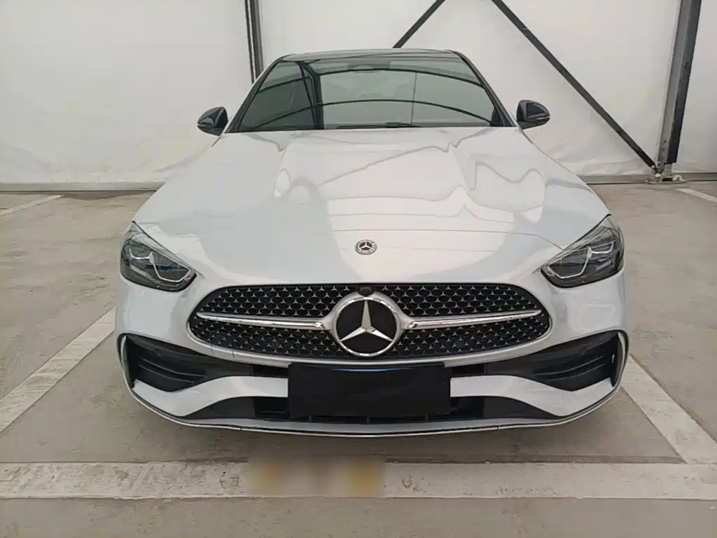 Mercedes-Benz C-Class — миниатюра 3