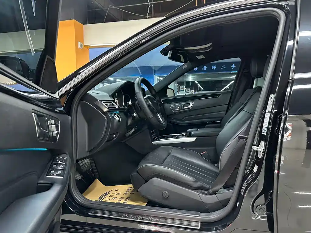 Mercedes-Benz E-Class — миниатюра 5