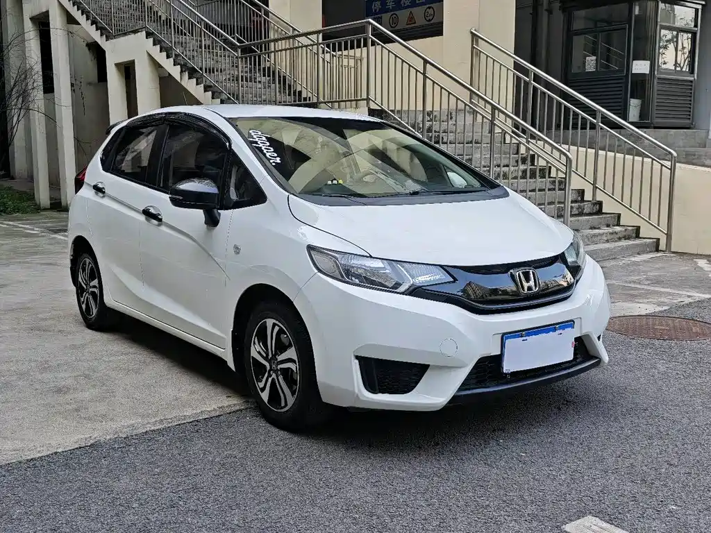 Honda Fit — миниатюра 3