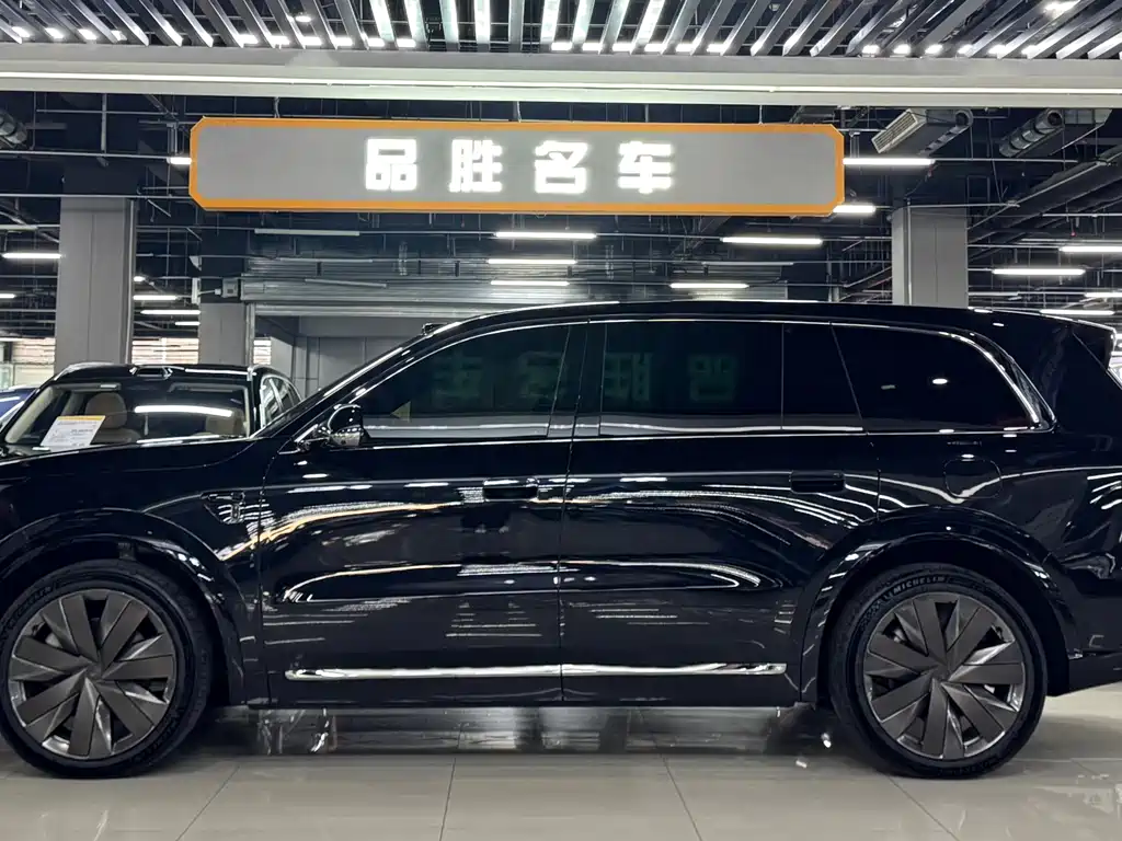 Li Auto Li L9 — миниатюра 3