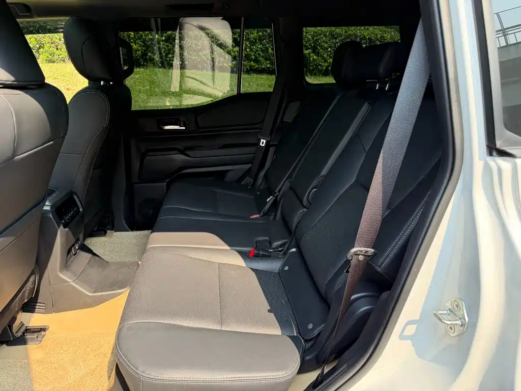 Toyota Prado — миниатюра 12