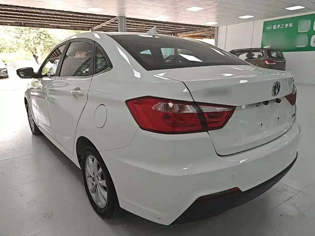 Changan V7 — миниатюра 5