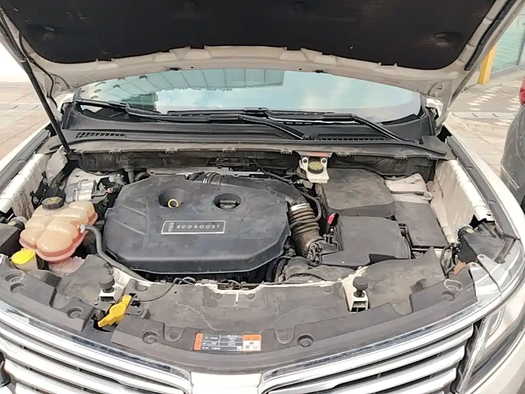 Lincoln MKC — миниатюра 20
