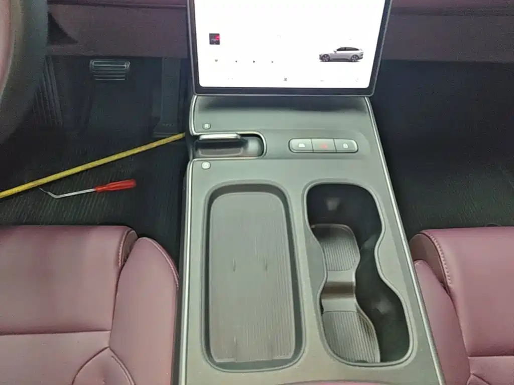 NIO ET5T — миниатюра 14