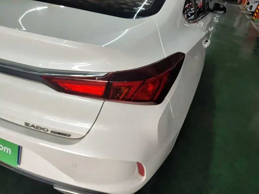 Changan Eado — миниатюра 8