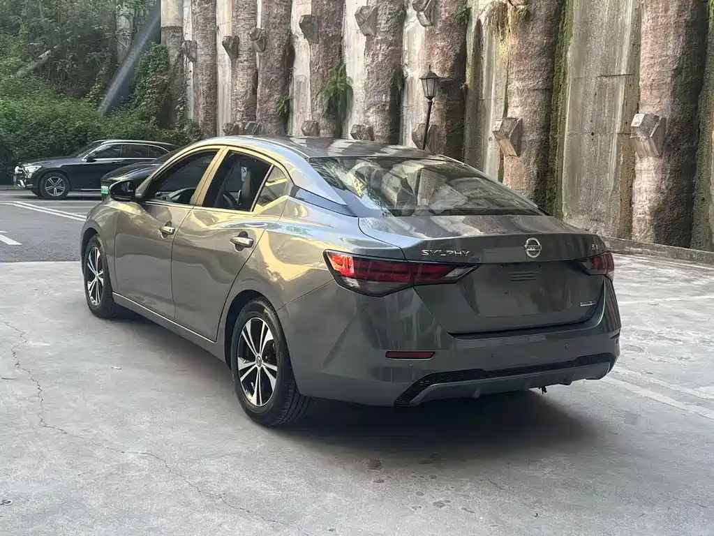 Nissan Sylphy — миниатюра 9