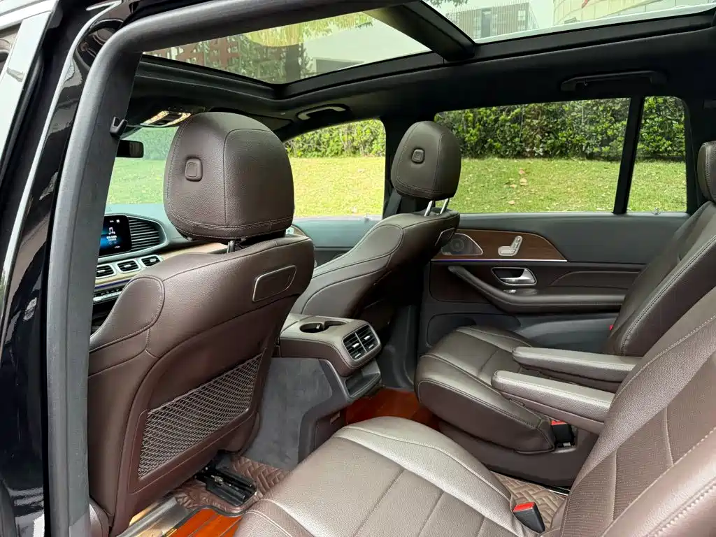 Mercedes-Benz GLS — миниатюра 11