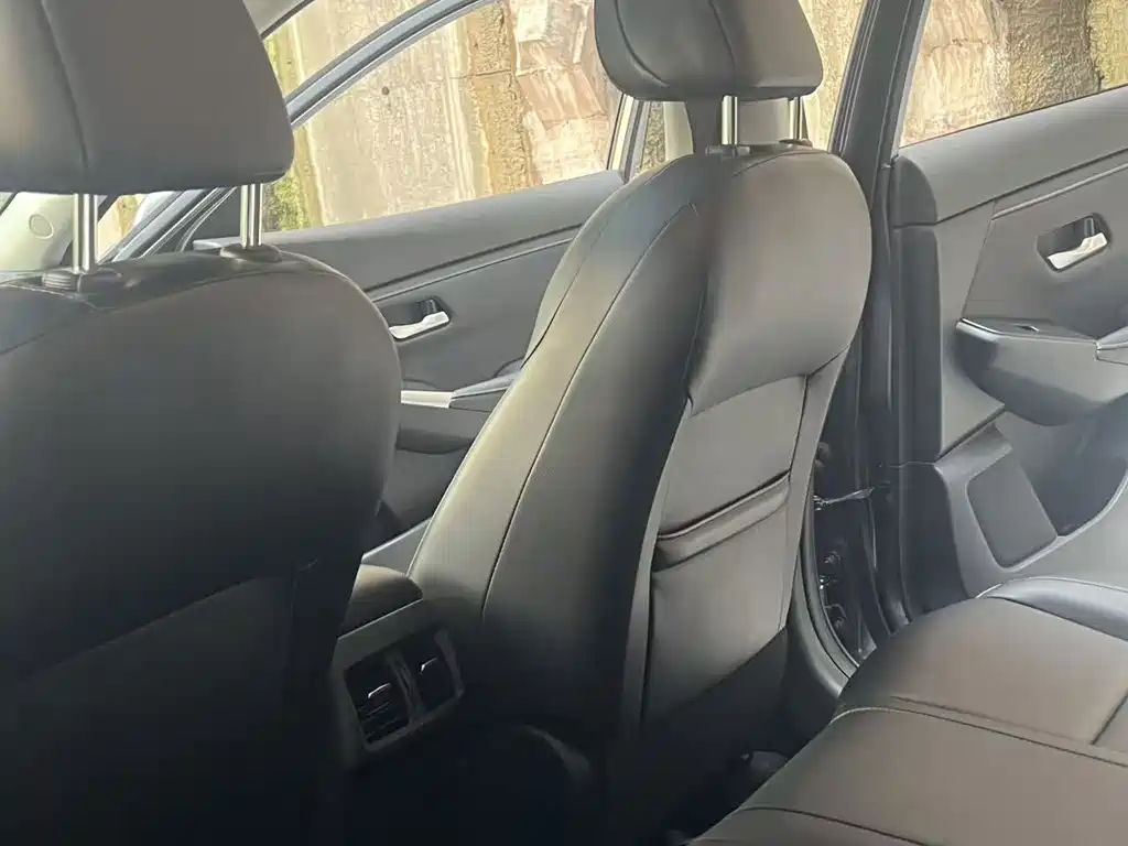 Nissan Sylphy — миниатюра 5