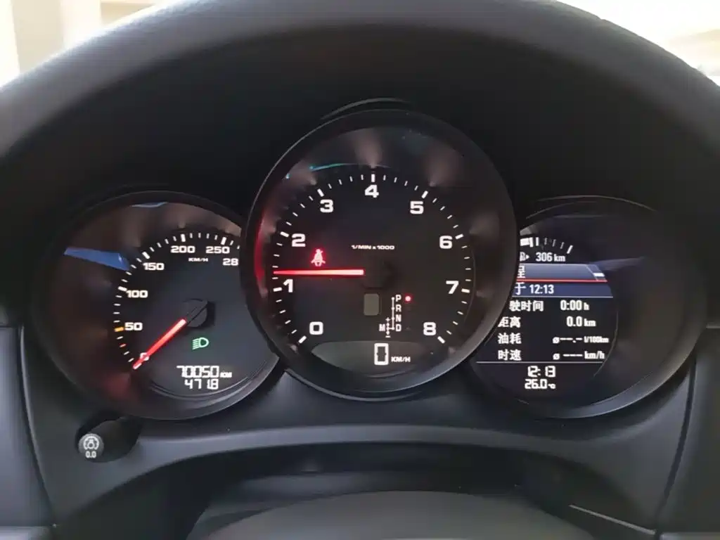Porsche Macan — миниатюра 12