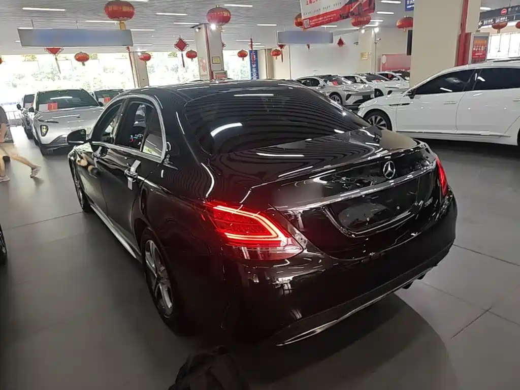 Mercedes-Benz C-Class — миниатюра 5