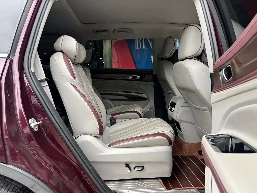 Ford Equator — миниатюра 15