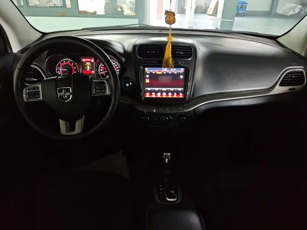 Dodge Journey — миниатюра 10