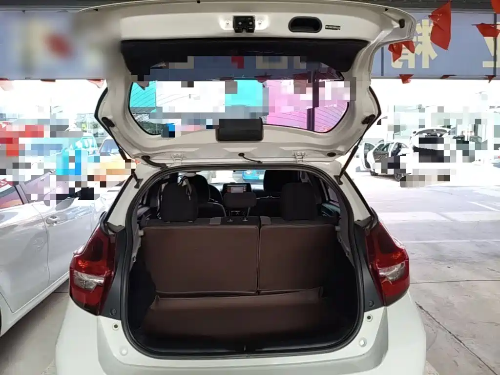 Toyota Vios FS — миниатюра 19