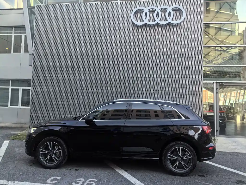 Audi Q5L — миниатюра 4
