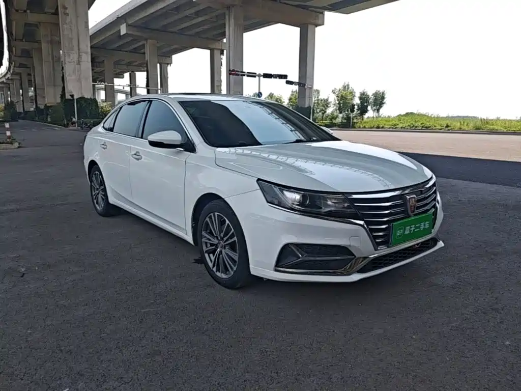 Roewe Roewe i6 Classic — миниатюра 4