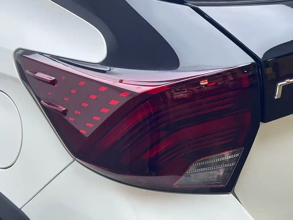 Toyota Yaris L — миниатюра 10