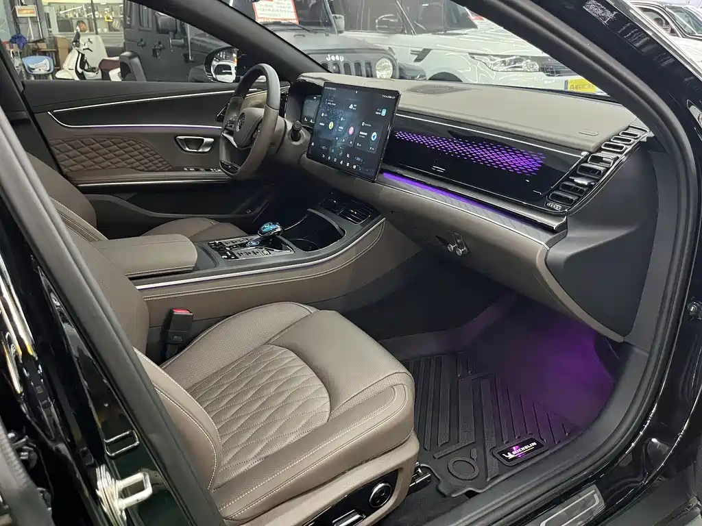 BYD Han — миниатюра 12
