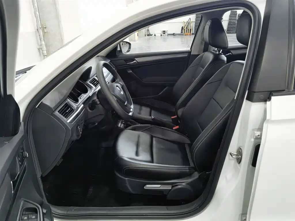 Volkswagen Bora 2019 1.5L AT Fashion VI