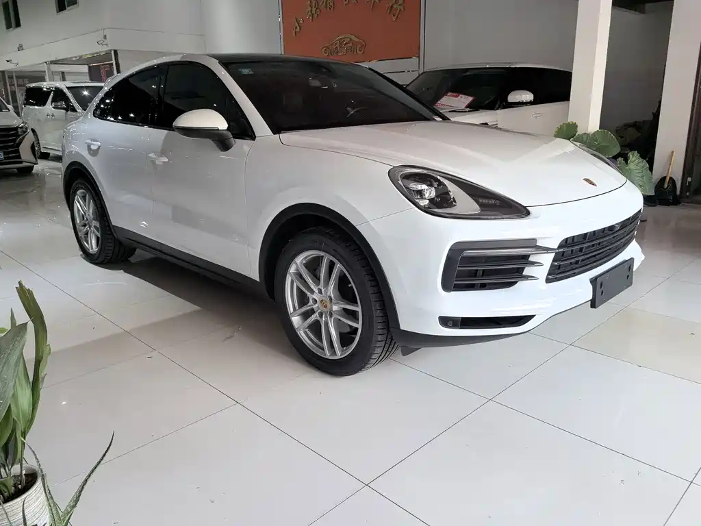 Porsche Cayenne — миниатюра 3