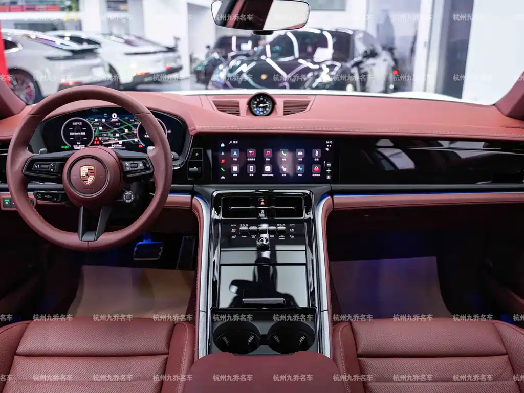 Porsche Panamera — миниатюра 13