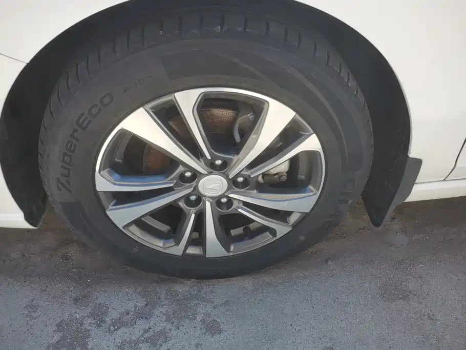 Changan Eado — миниатюра 6