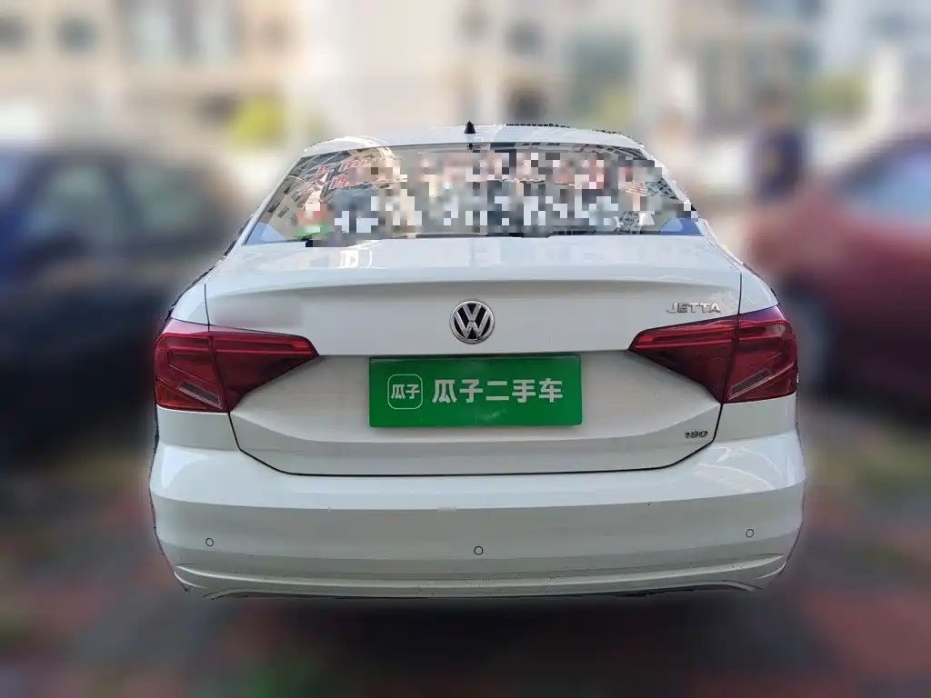 Volkswagen Jetta — миниатюра 4