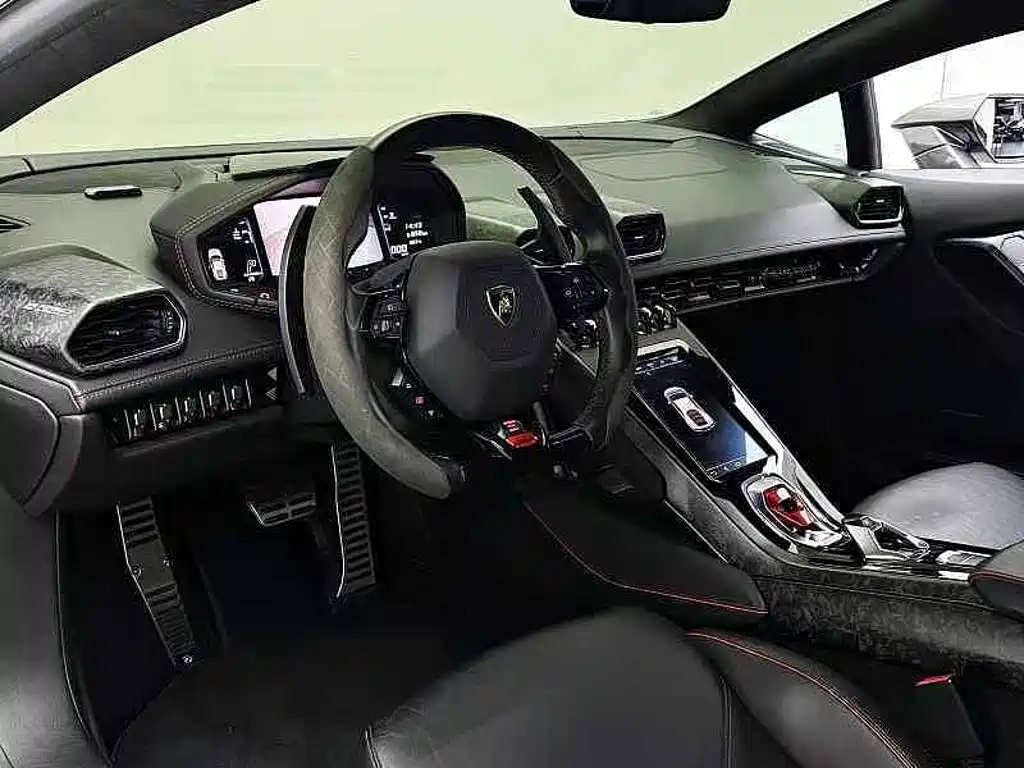 Lamborghini Huracán — миниатюра 5
