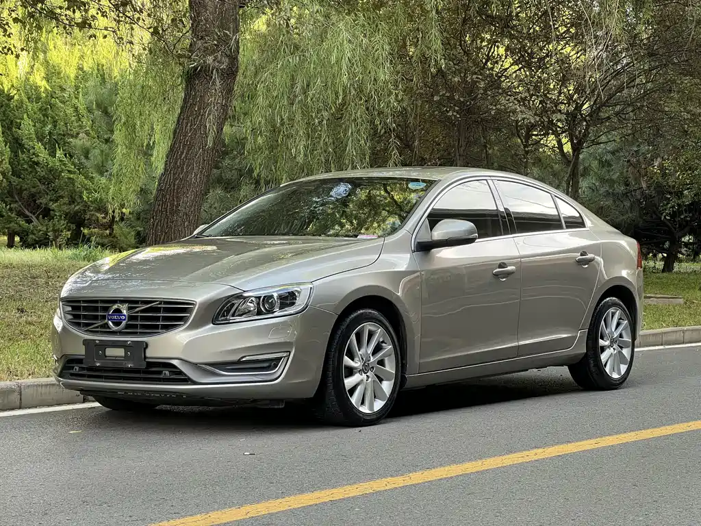 Volvo S60