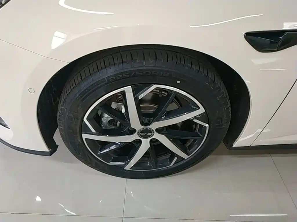 BYD Seal 07 DM-i — миниатюра 23