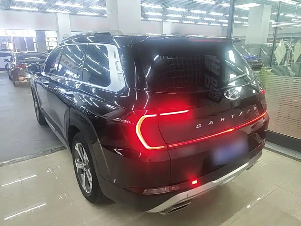 Hyundai Santa Fe — миниатюра 5