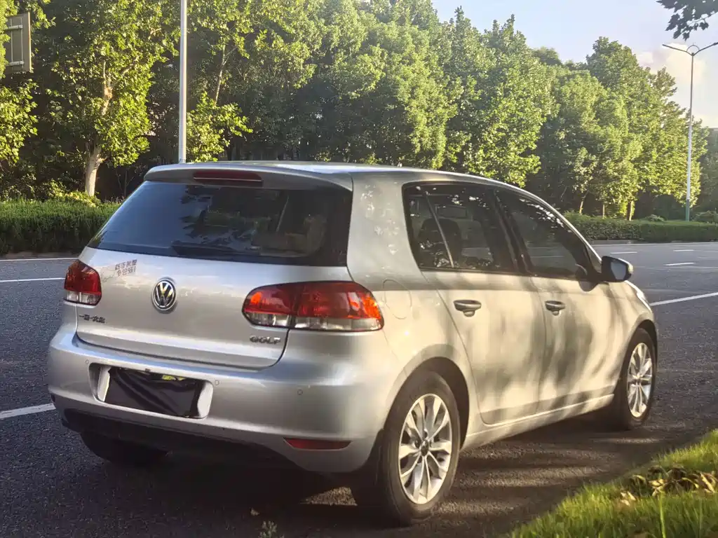 Volkswagen Golf — миниатюра 4