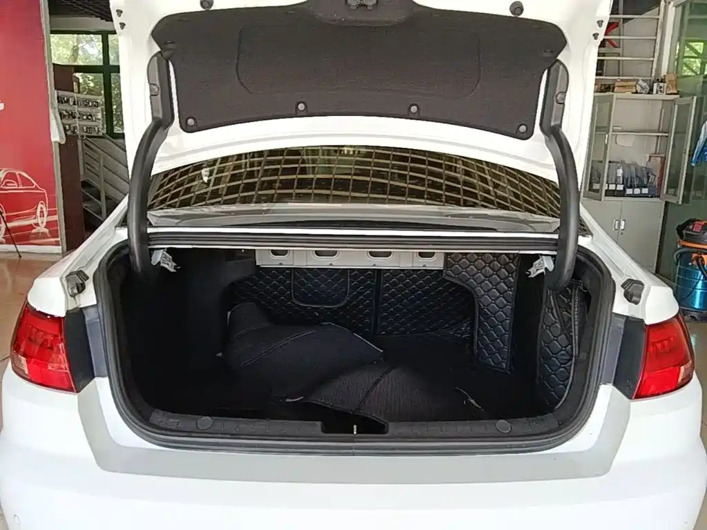 Geely Emgrand GL — миниатюра 19
