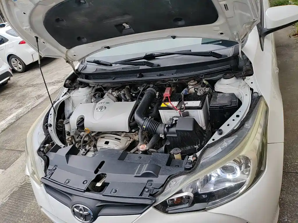 Toyota Yaris L — миниатюра 20