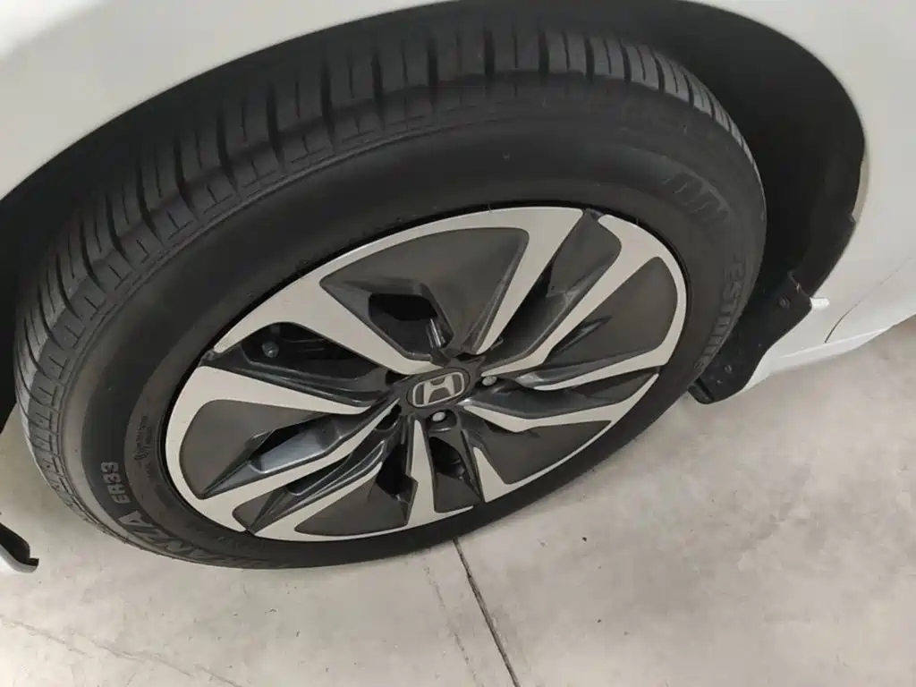 Honda Accord — миниатюра 23