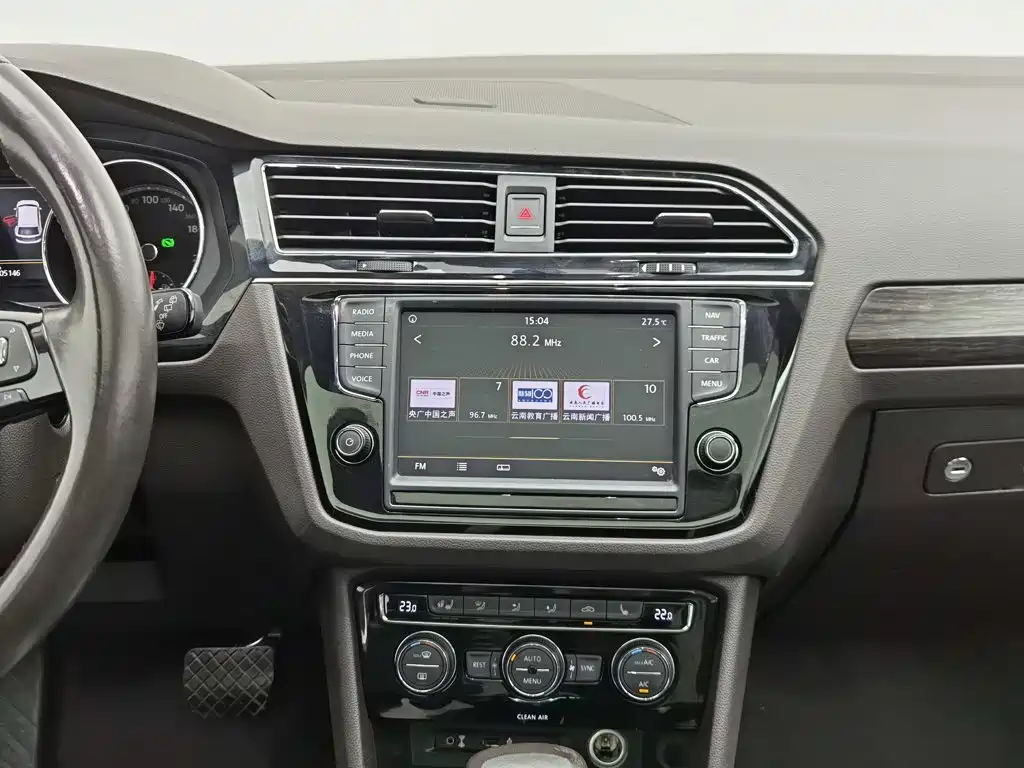 Volkswagen Tiguan L — миниатюра 12