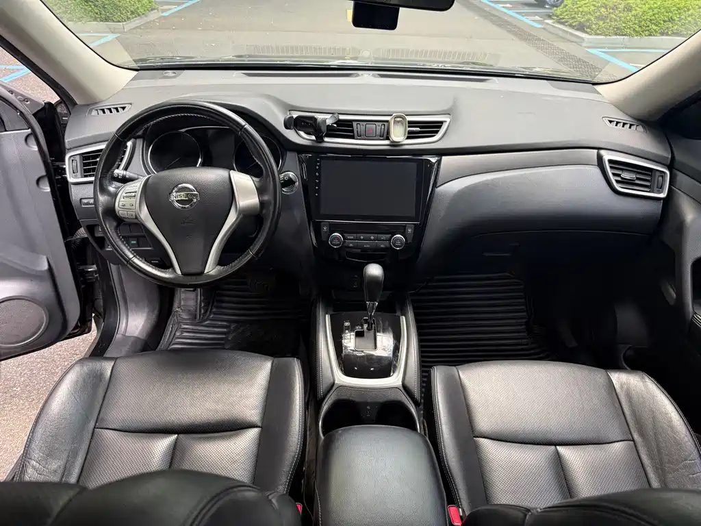 Nissan X-Trail — миниатюра 6
