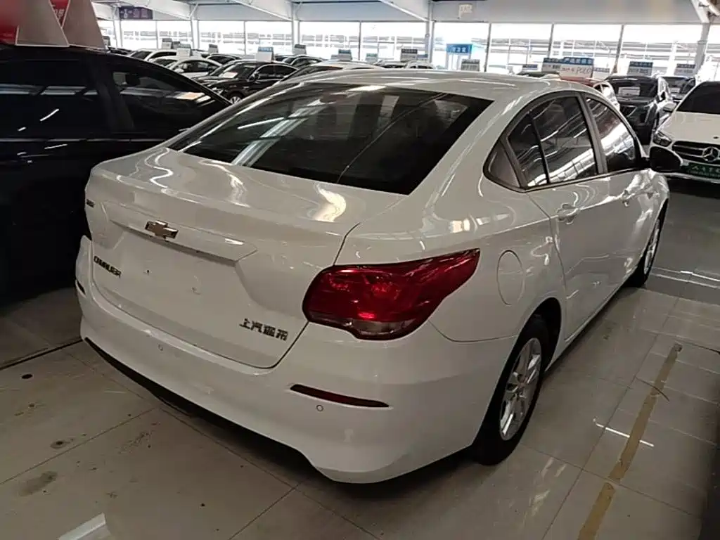 Chevrolet Cavalier — миниатюра 7