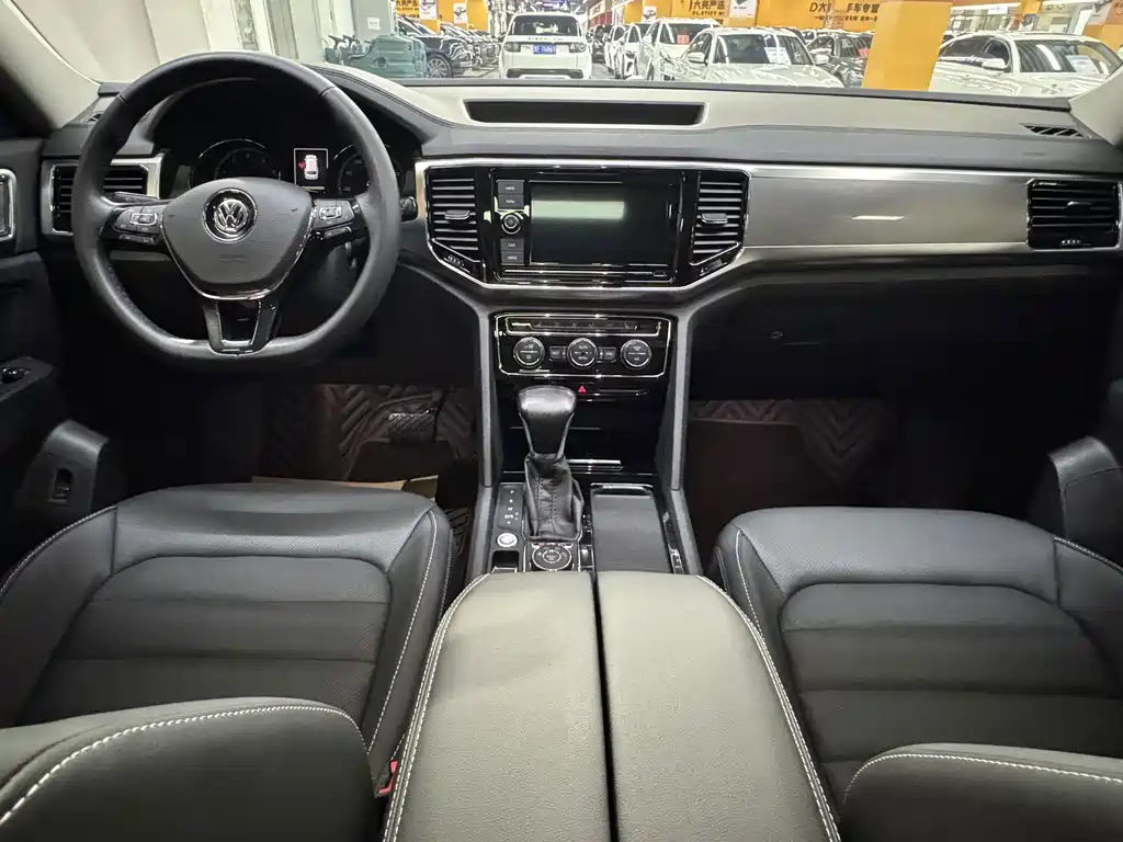 Volkswagen Teramont — миниатюра 10