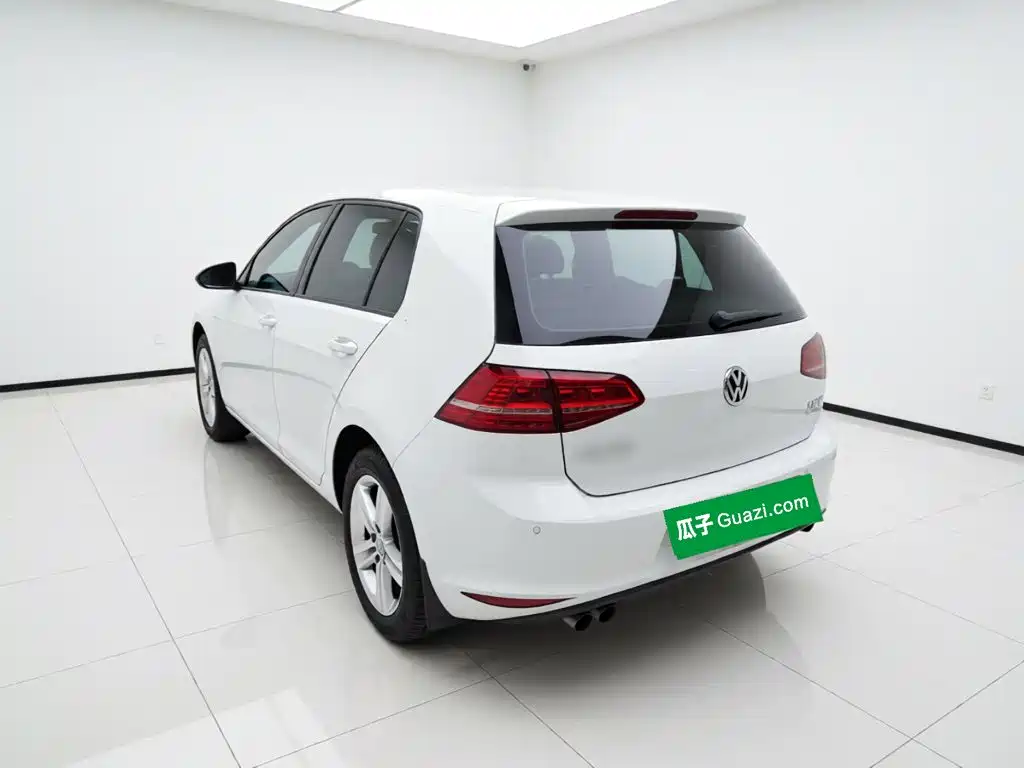 Volkswagen Golf — миниатюра 4