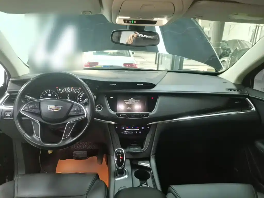 Cadillac XT5 — миниатюра 10
